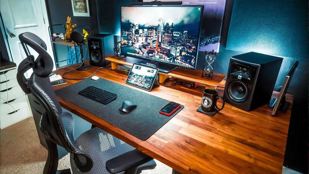 How To Setup A Gaming Desk For Ultimate Comfort And Style