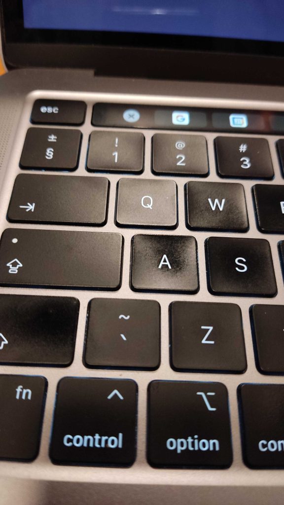 How To Clean Laptop Keyboard Without Damaging It Effectively