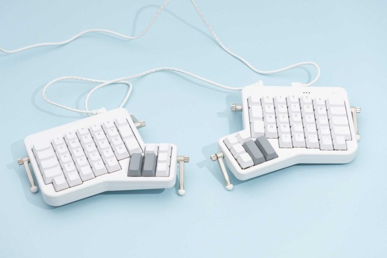 How To Use Ergonomic Keyboards To Prevent Wrist Strain Effectively