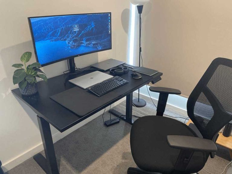 Is A Curved Monitor Good For Work Benefits And Tips